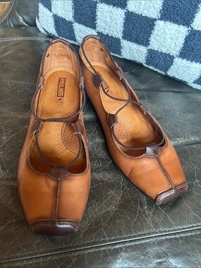 PIKOLINOS Tan Brown Leather Slip-On Loafers